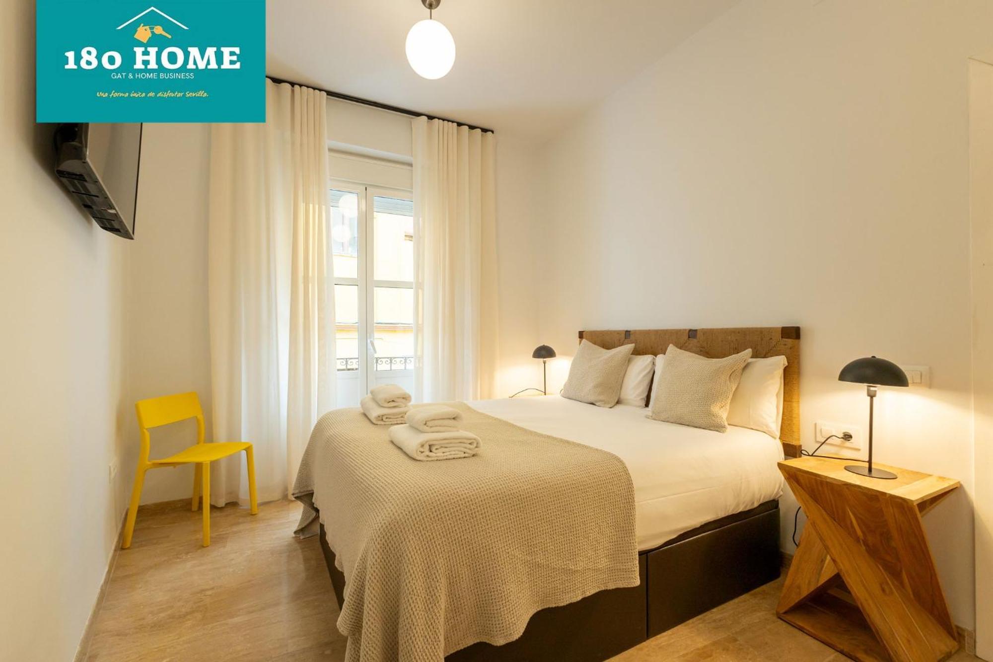 180 Home Goyeneta Luxury Séville Extérieur photo