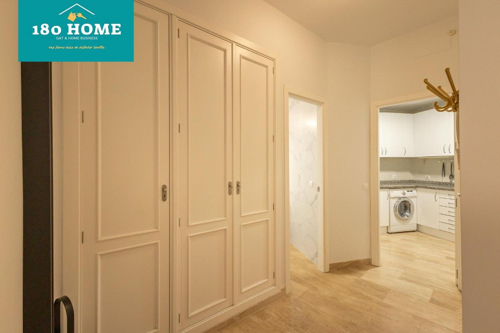 180 Home Goyeneta Luxury Séville Extérieur photo