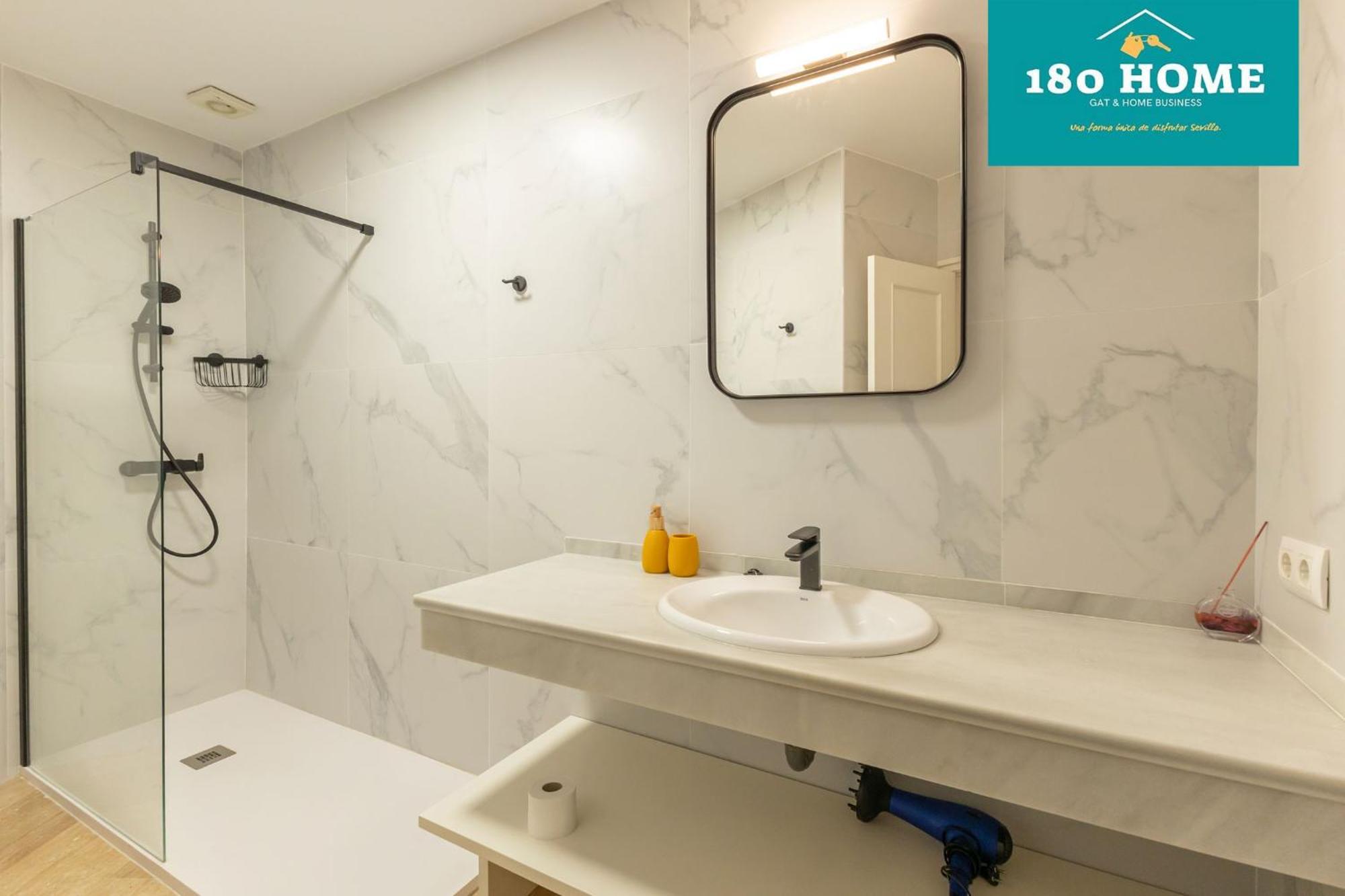 180 Home Goyeneta Luxury Séville Extérieur photo