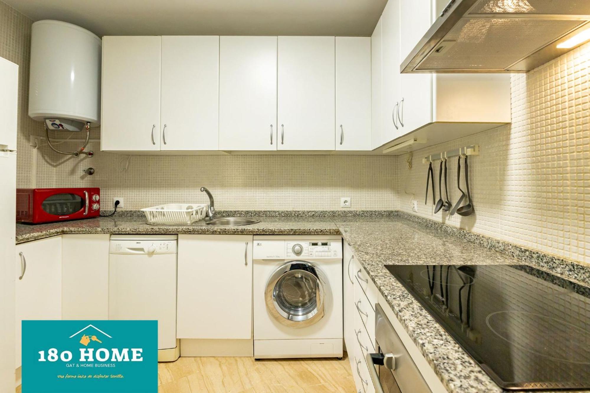 180 Home Goyeneta Luxury Séville Extérieur photo