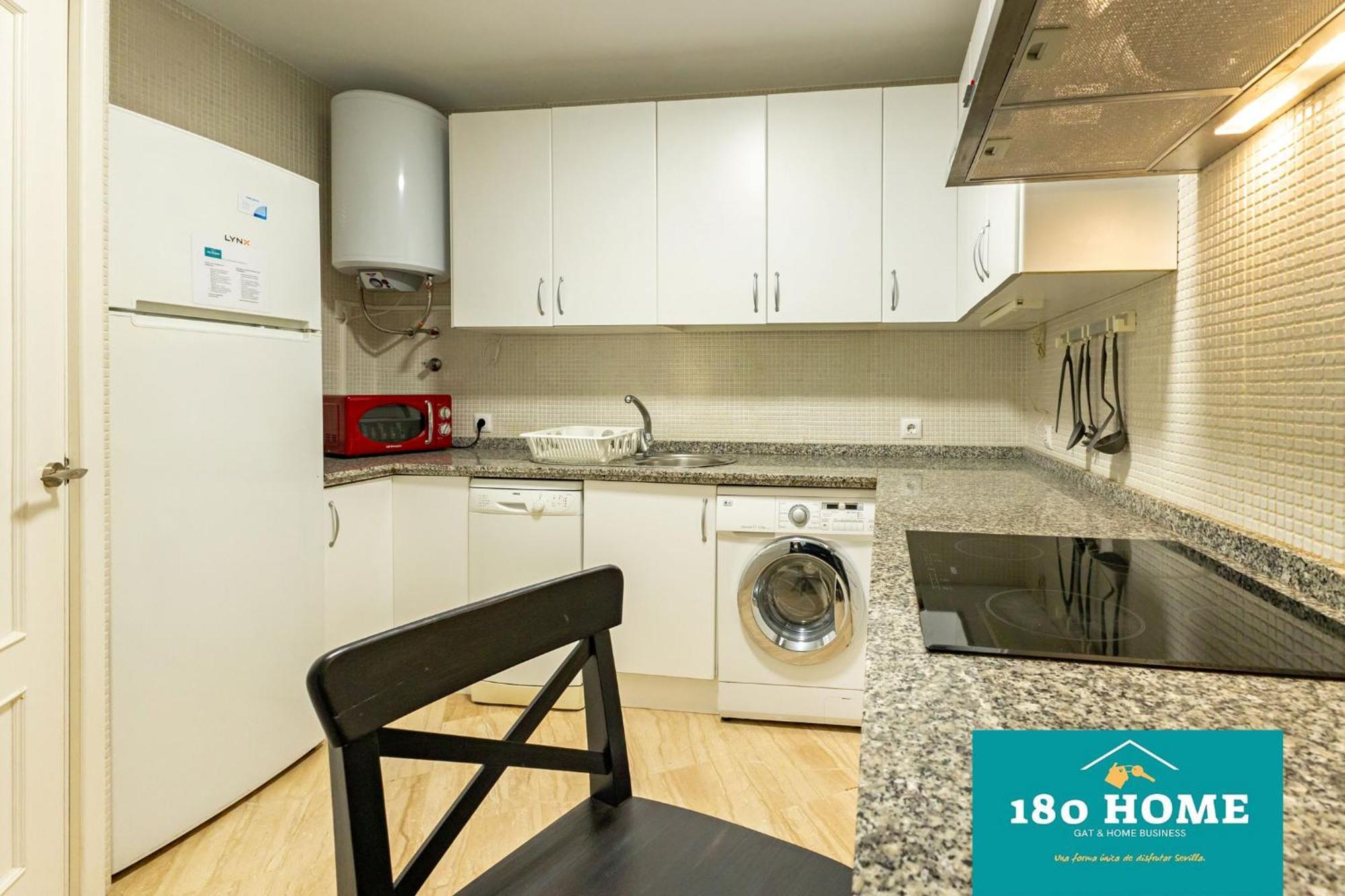180 Home Goyeneta Luxury Séville Extérieur photo
