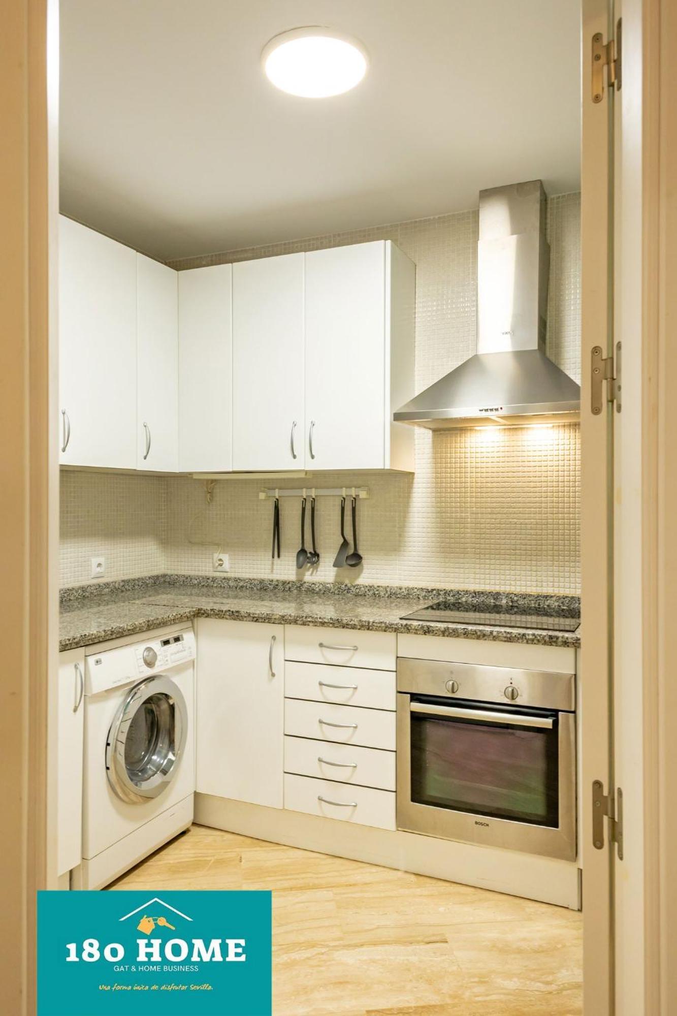 180 Home Goyeneta Luxury Séville Extérieur photo